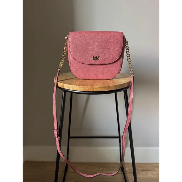 Michael Kors Women's Pebbled Leather Crossbody Bag Pink Gold Chain Strap - Picture 3 of 6